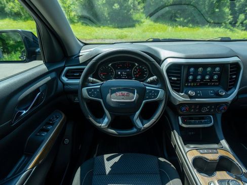 Used 2021 GMC Acadia SLE w/ Infotainment Package AWD/4WD image 13