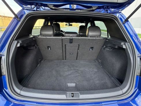 Used 2016 Volkswagen Golf R 4-Door image 22