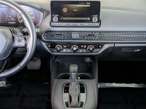 Used 2025 Honda HR-V Sport image 19