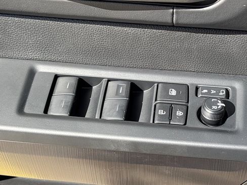 Used 2026 Toyota Sequoia Platinum AWD/4WD image 24