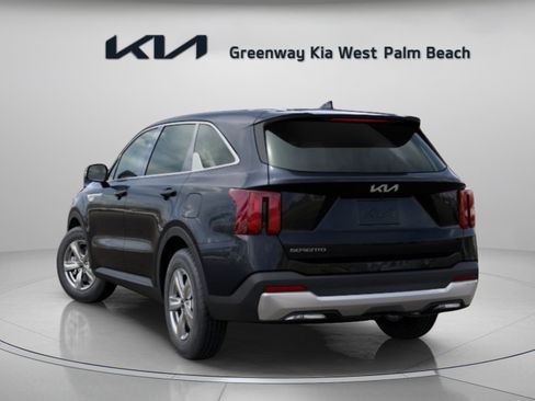 New 2026 Kia Sorento LX FWD image 5