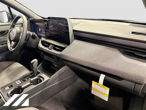 New 2026 Subaru Outback Limited XT image 32