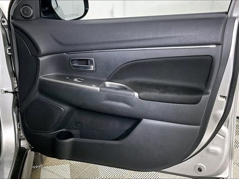 Used 2019 Mitsubishi Outlander Sport SE image 24