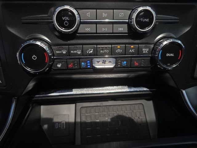 Used 2024 Ford F150 Raptor AWD/4WD image 25