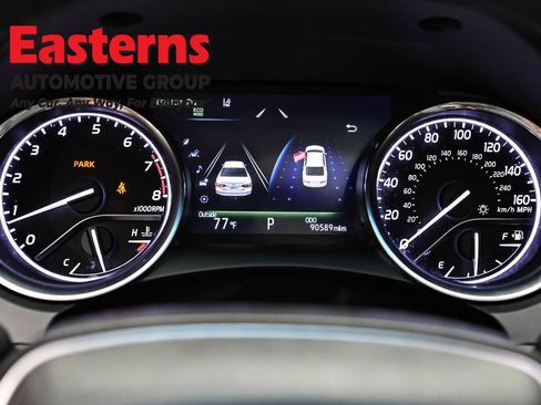 Used 2018 Toyota Camry XLE w/ Driver Assist Package FWD image 18