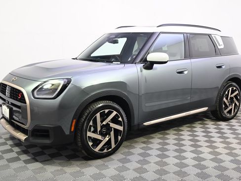 Used 2025 MINI Cooper Countryman S image 2