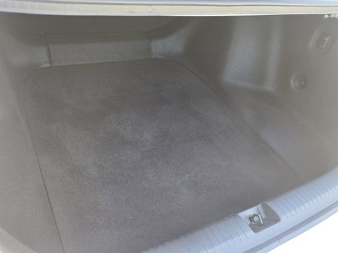 Used 2025 Honda Accord LX image 14