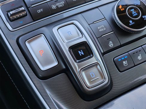 Used 2022 Hyundai Santa Fe Limited image 14