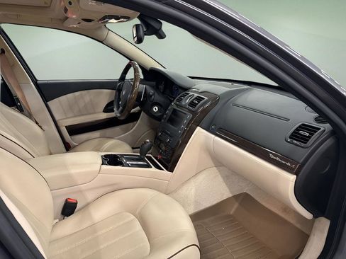 Used 2011 Maserati Quattroporte S image 5