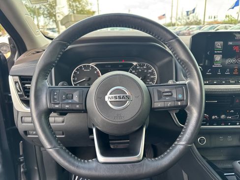 Certified 2021 Nissan Rogue SL w/ Premium Package image 14