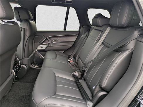 New 2025 Land Rover Range Rover SE image 16