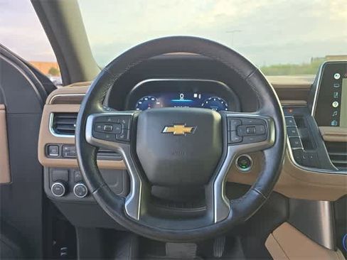 Used 2022 Chevrolet Suburban Premier image 24