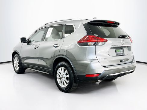 Used 2018 Nissan Rogue SV w/ Premium Package AWD/4WD image 5