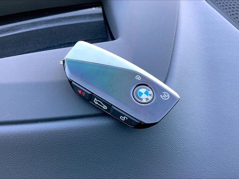 Used 2026 BMW X7 xDrive40i w/ M Sport Package image 14