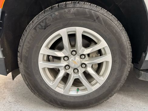 Certified 2023 Chevrolet Suburban LT image 10