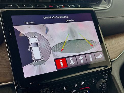 Used 2023 Jeep Grand Cherokee L Summit image 22