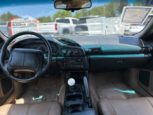 Used 1995 Chevrolet Camaro Z28 image 16