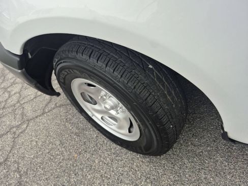 Used 2004 Ford F150 XL RWD image 8