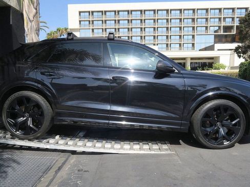 Used 2021 Audi RS Q8 w/ Carbon Optic Package AWD/4WD image 5