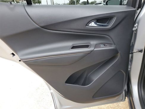 Used 2020 Chevrolet Equinox Premier image 13