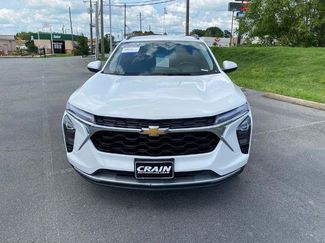Used 2024 Chevrolet Trax LT w/ Driver Confidence Package FWD video 2