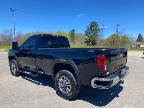Used 2022 GMC Sierra 2500 SLE w/ SLE Convenience Package AWD/4WD image 3