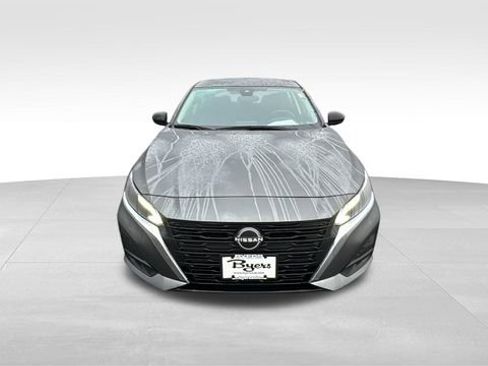 Used 2024 Nissan Altima 2.5 S image 7