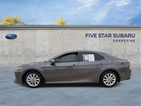 Used 2023 Toyota Camry LE image 5