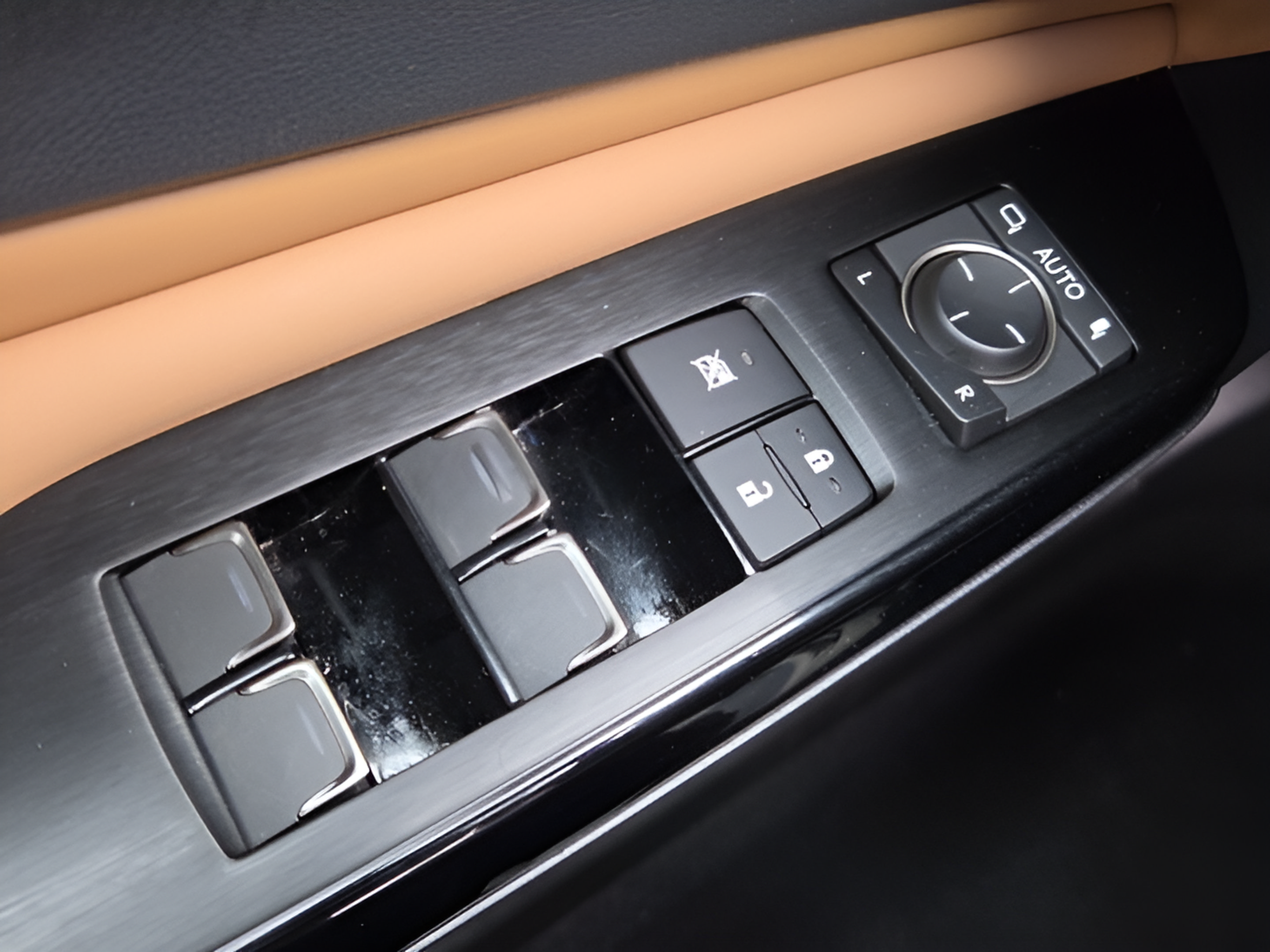 Certified 2025 Lexus ES 350 w/ Premium Package FWD image 30