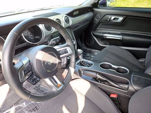 Used 2019 Ford Mustang Coupe w/ Equipment Group 101A RWD image 10