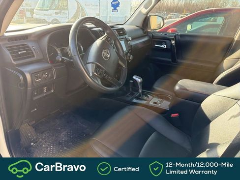 Used 2019 Toyota 4Runner TRD Off-Road Premium image 5