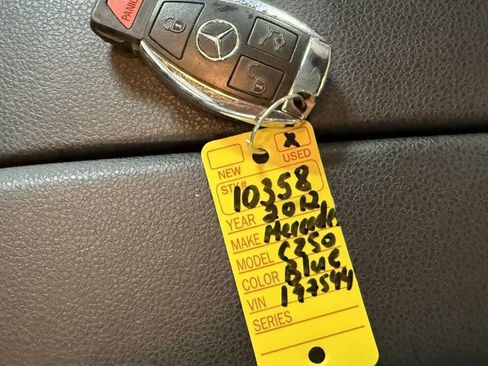 Used 2012 Mercedes-Benz C 250 Sedan image 29
