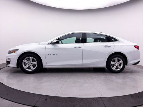 Used 2025 Chevrolet Malibu LS image 34