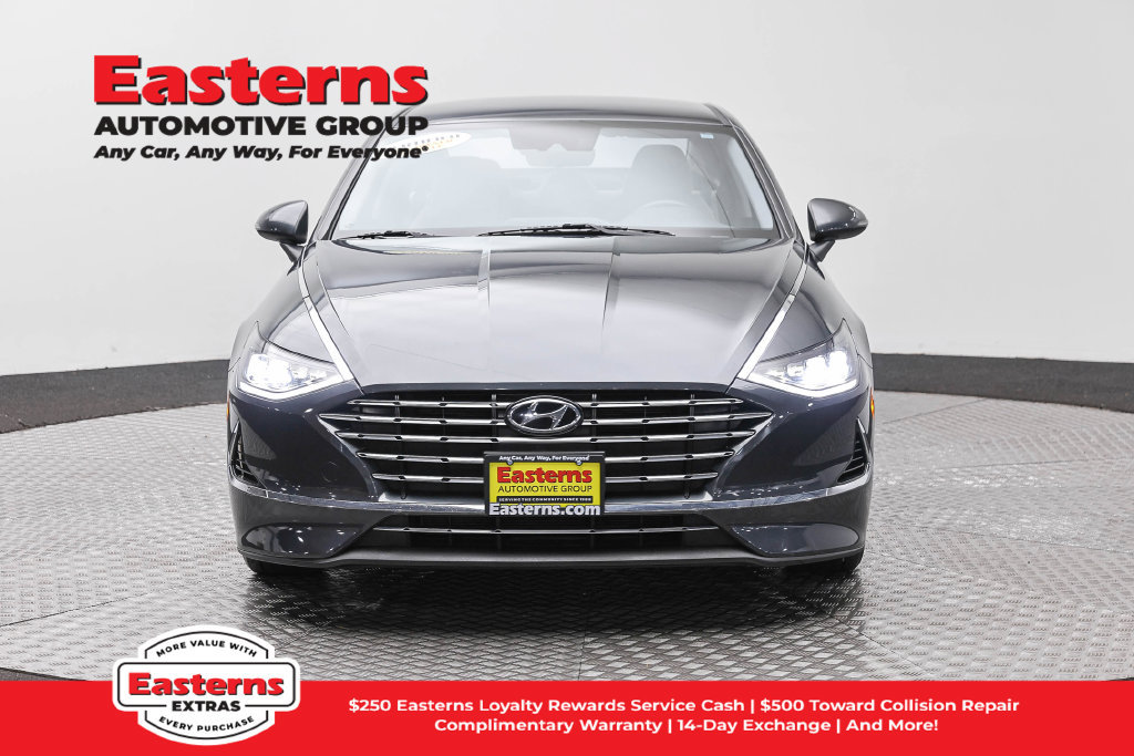 Used 2023 Hyundai Sonata SEL FWD image 3