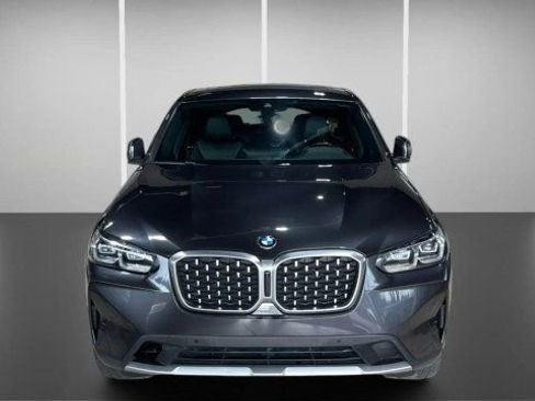 Used 2022 BMW X4 xDrive30i w/ Convenience Package image 2