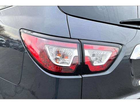 Used 2013 Chevrolet Traverse LS image 22