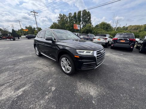 Used 2018 Audi Q5 2.0T Premium Plus w/ Premium Plus Package AWD/4WD image 7