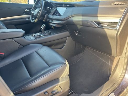 Used 2022 Cadillac XT4 Premium Luxury w/ Enhanced Visibility Package image 53