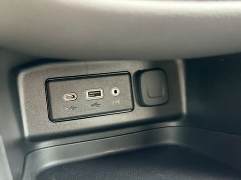 Certified 2023 Chevrolet Equinox LT image 16