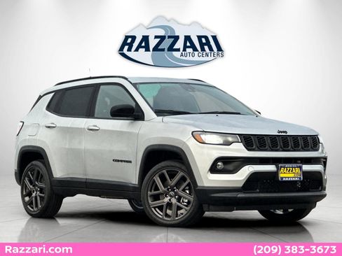 New 2026 Jeep Compass Latitude image 1