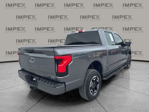 Used 2023 Ford F150 Lightning XLT AWD/4WD image 5