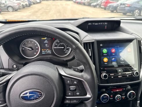 Used 2023 Subaru Forester Limited AWD/4WD image 19