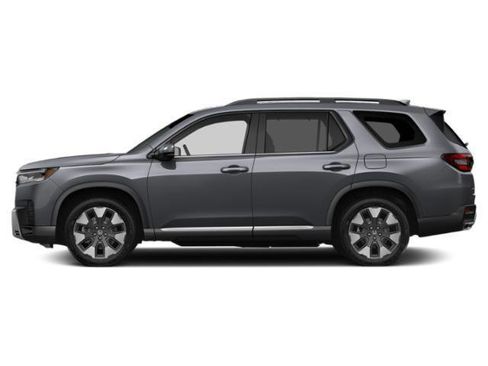 New 2026 Honda Pilot Touring image 2