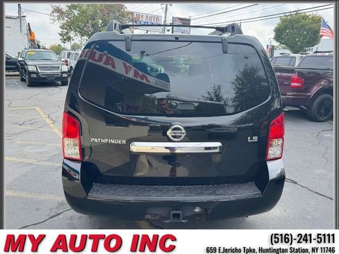 Used 2010 Nissan Pathfinder LE w/ Navigation Pkg image 5
