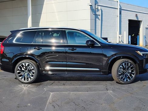 New 2026 Volvo XC90 B6 Ultra w/ Protection Package image 2