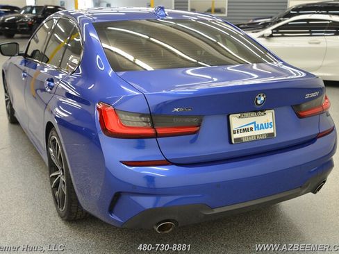 Used 2020 BMW 330i xDrive Sedan w/ M Sport Package AWD/4WD image 12