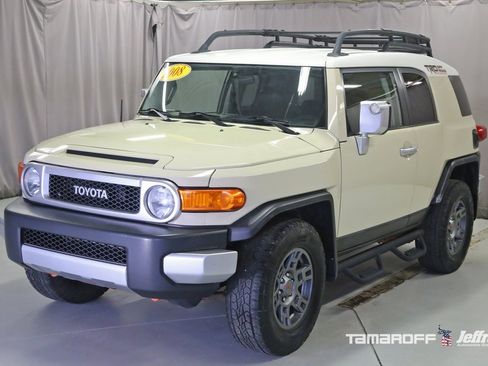 Used 2008 Toyota FJ Cruiser 4WD image 16