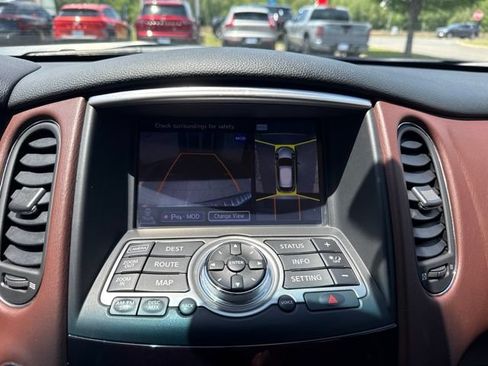 Used 2017 INFINITI QX50 AWD w/ Premium Plus Package image 19