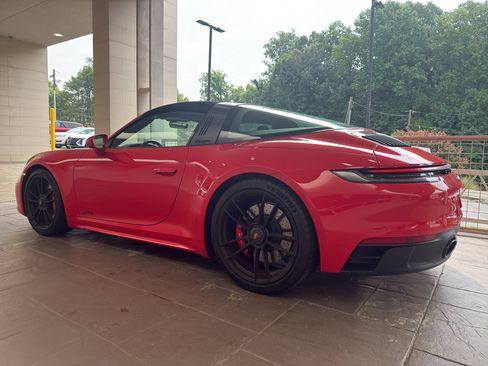 Used 2024 Porsche 911 Targa 4 GTS AWD/4WD image 2