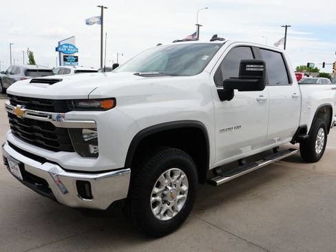 Used 2024 Chevrolet Silverado 3500 LT w/ All Star Edition AWD/4WD image 28